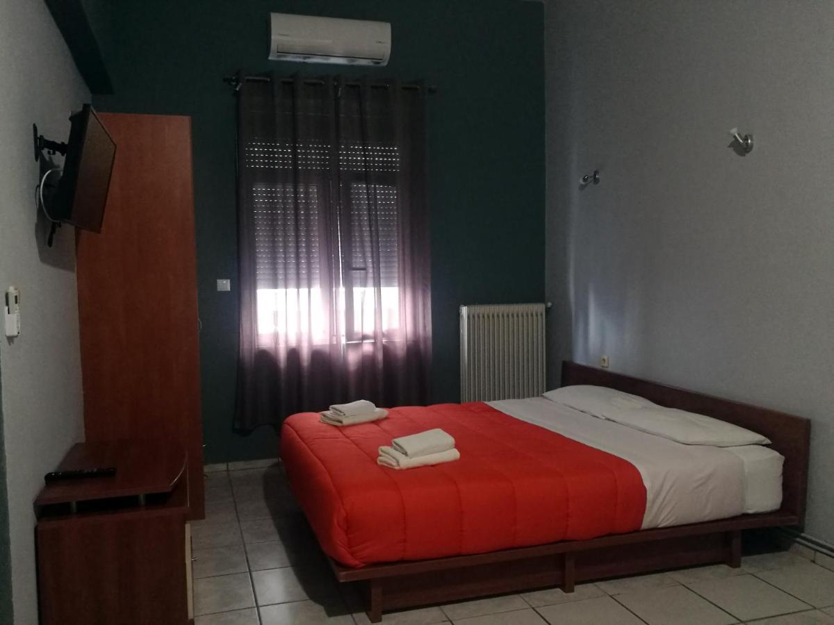 Alexander Rooms & Apartments Igoumenitsa Luaran gambar
