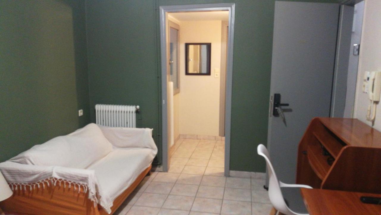 Alexander Rooms & Apartments Igoumenitsa Luaran gambar